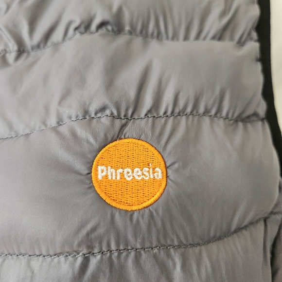 Elevate Whistler Gray Light Down Vest - Picture 4 of 10